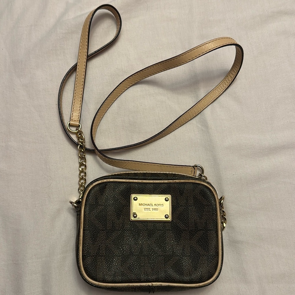 Michael Kors Jet Set Crossbody